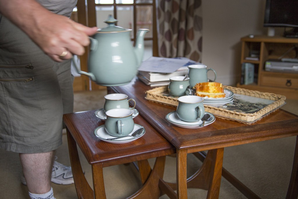 A warm welcome with Tea & Cake on arrival