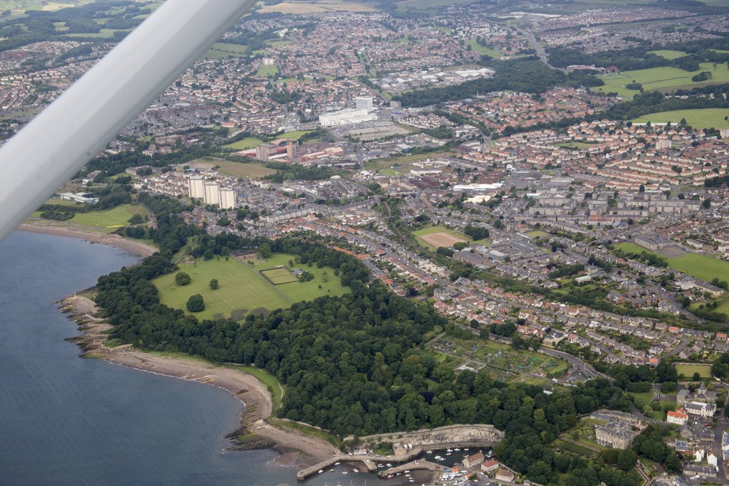 Approaching Kirkcaldy